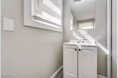 920 Bloomfield Avenue, Akron, OH 44302 - Photo 22