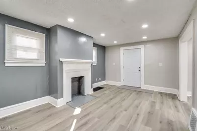 920 Bloomfield Avenue, Akron, OH 44302 - Photo 4