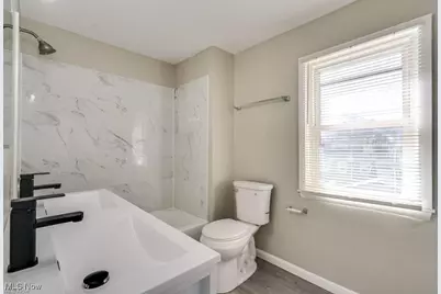 920 Bloomfield Avenue, Akron, OH 44302 - Photo 26