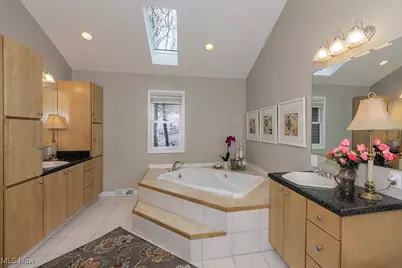 318 Hillside Lane, Chagrin Falls, OH 44022 - Photo 26