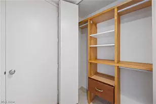 12700 Lake Ave, Oakwood, OH 44107 - Photo 18