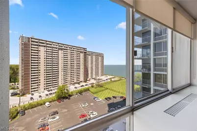 12700 Lake Avenue #1408, Oakwood, OH 44107 - Photo 2