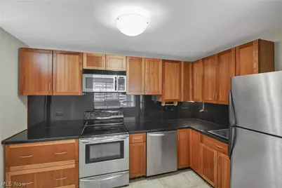 12700 Lake Avenue #1408, Oakwood, OH 44107 - Photo 8