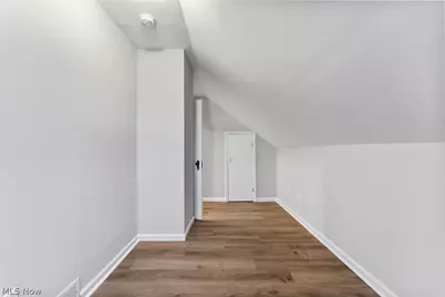 19417 Mohawk Avenue, Loveland, OH 44119 - Photo 30