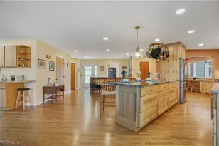 2822 Lakeland Pkwy, Silver Lake, OH 44224 - Photo 8