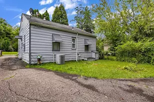 4216 E 162nd St, Loveland, OH 44128 - Photo 4