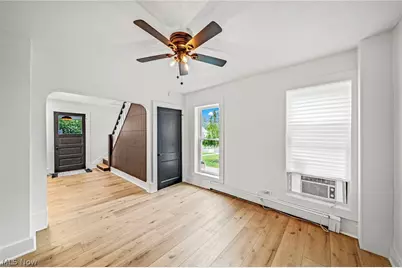 116 Chardon Avenue, Chardon, OH 44024 - Photo 12