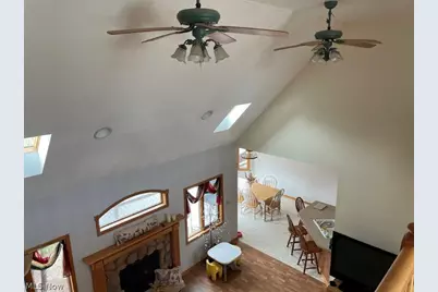 20 Marko Lane, Brooklyn Heights, OH 44131 - Photo 2