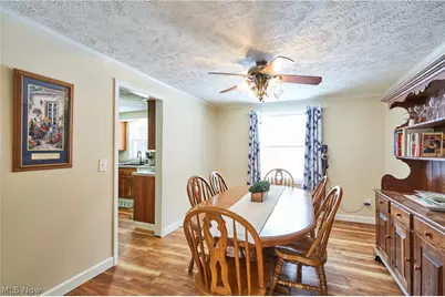 300 Manhattan Parkway, Painesville, OH 44077 - Photo 6