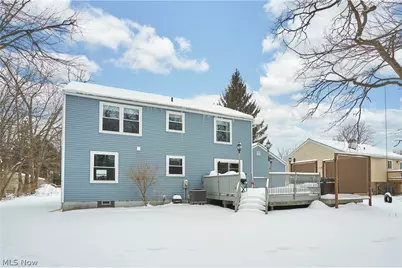 300 Manhattan Parkway, Painesville, OH 44077 - Photo 2