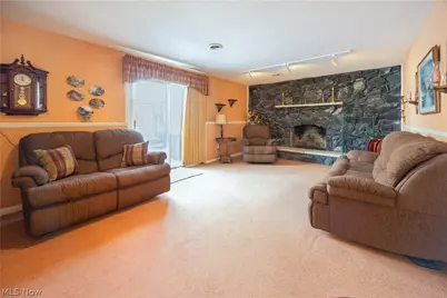 3237 Valley Forge Drive, Brunswick, OH 44212 - Photo 12