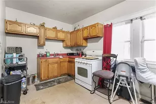 2819 E 118th St, Loveland, OH 44120 - Photo 2