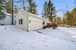 244 S Oval Dr, Chardon, OH 44024 - Photo 22