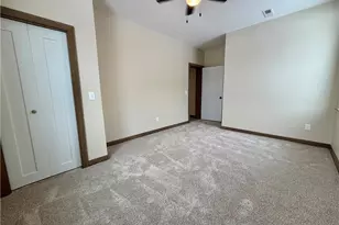 118 E Russell Ave, West Lafayette, OH 43845 - Photo 12