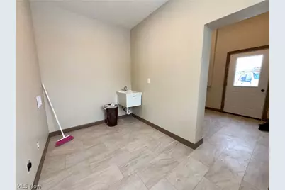 118 E Russell Avenue, West Lafayette, OH 43845 - Photo 16