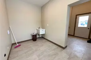 118 E Russell Ave, West Lafayette, OH 43845 - Photo 16