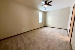 118 E Russell Ave, West Lafayette, OH 43845 - Photo 8