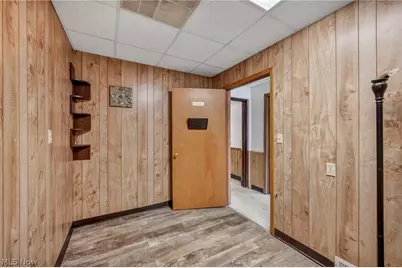 1616 W Main Street, Louisville, OH 44641 - Photo 34