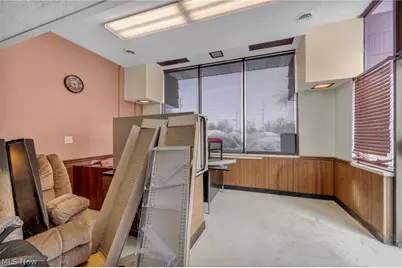 1616 W Main Street, Louisville, OH 44641 - Photo 32