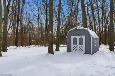 3867 Melv Street, Barberton, OH 44203 - Photo 36