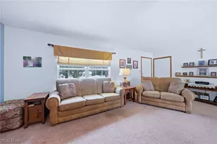 3867 Melv St, Barberton, OH 44203 - Photo 10
