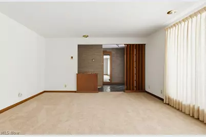 1310 Overlook Drive, Alliance, OH 44601 - Photo 8