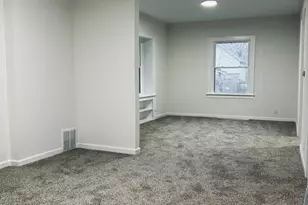 154 E Archwood Ave, Akron, OH 44301 - Photo 6