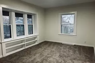 154 E Archwood Ave, Akron, OH 44301 - Photo 8