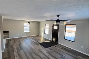 612 Logan St, Steubenville, OH 43952 - Photo 16