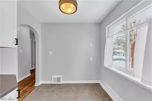 1910 9th St, Cuyahoga Falls, OH 44221 - Photo 8