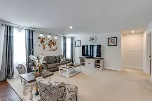 1595 Leslie Dr, Streetsboro, OH 44241 - Photo 4