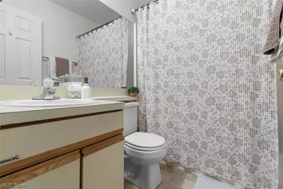 3753 Lake Run Boulevard, Stow, OH 44224 - Photo 18