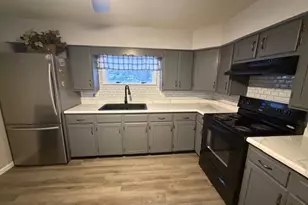 2200 13th Ave, Vienna, WV 26105 - Photo 8