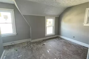 16624 Endora Rd, Loveland, OH 44112 - Photo 8