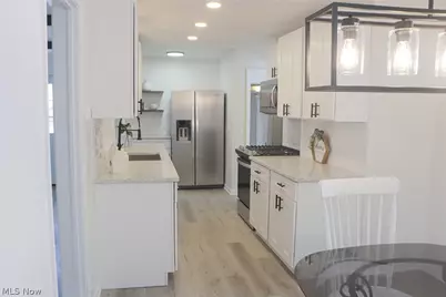 4059 Monticello Boulevard, Loveland, OH 44121 - Photo 10