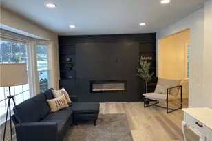 4059 Monticello Blvd, Cleveland Heights, OH 44121 - Photo 2