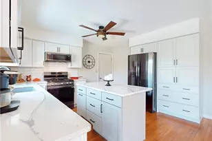 154 Tera Manor, Wintersville, OH 43953 - Photo 6