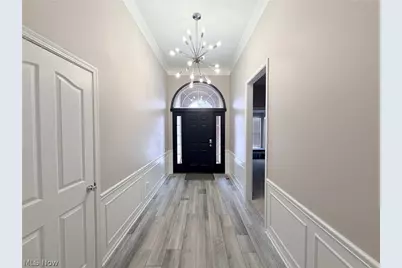 908 Kendal Drive, Grandview Heights, OH 44147 - Photo 2