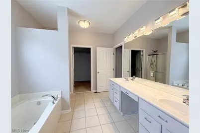 908 Kendal Drive, Grandview Heights, OH 44147 - Photo 14