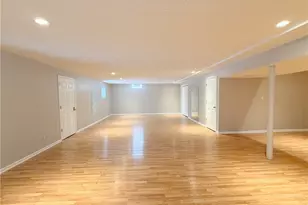 908 Kendal Dr, Grandview Heights, OH 44147 - Photo 20