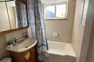 12018 Erwin Ave, Loveland, OH 44135 - Photo 10