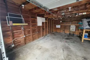 13708 Astor Ave, Loveland, OH 44135 - Photo 8