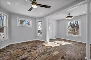 3064 W 16th St, Loveland, OH 44113 - Photo 12