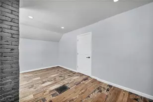 3064 W 16th St, Loveland, OH 44113 - Photo 34