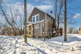 3064 W 16th St, Loveland, OH 44113 - Photo 6