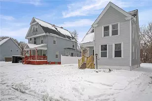 2296 E 97th St, Loveland, OH 44106 - Photo 4