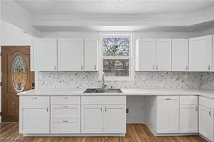 2296 E 97th St, Loveland, OH 44106 - Photo 26