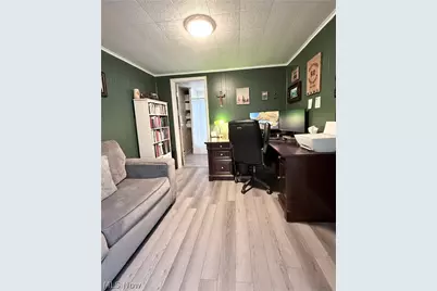 410 Buena Vista Boulevard, Steubenville, OH 43952 - Photo 12