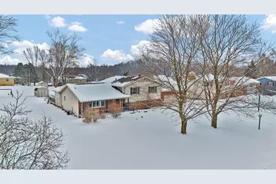 477 Deborah Drive, New Franklin, OH 44319 - Photo 2