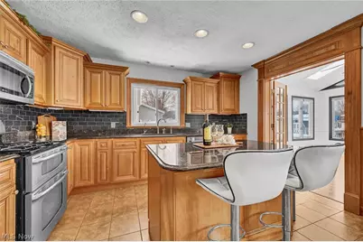 477 Deborah Drive, New Franklin, OH 44319 - Photo 16